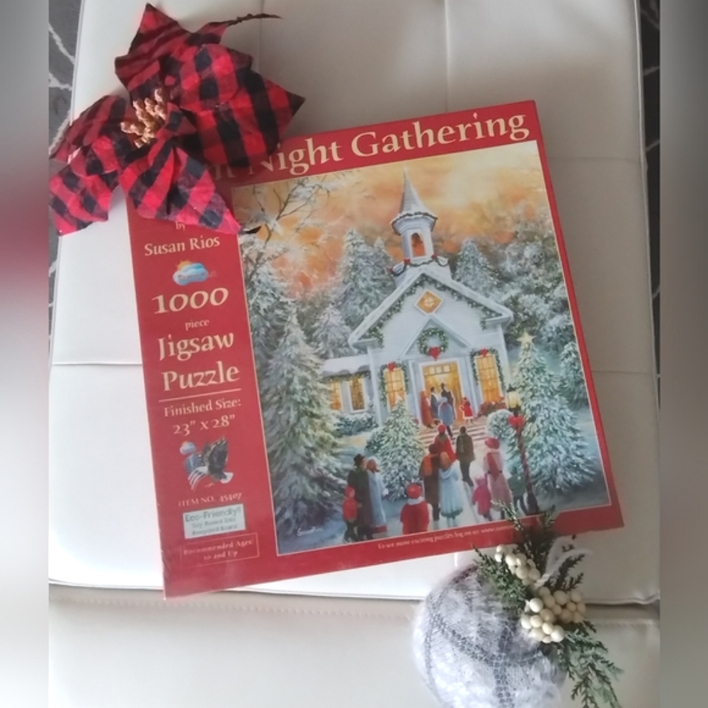 New, Sealed in Wrapper Christmas Puzzle " 23 X "28" 1000 piece Eco Friendly